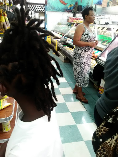 Supermarket «Pompano Supermarket», reviews and photos, 11 NE 3rd St, Pompano Beach, FL 33060, USA