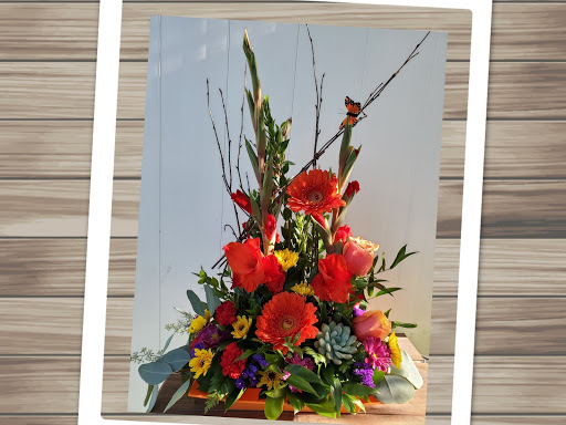 Florist «Lighthouse Flower Shop», reviews and photos, 1007 E Southern Ave, Mesa, AZ 85204, USA