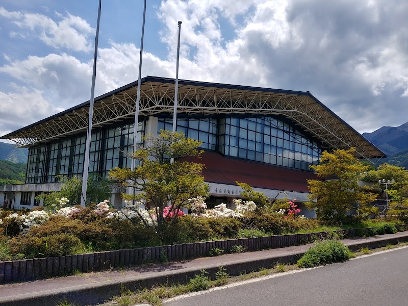 青木村総合体育館