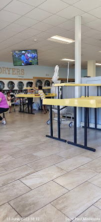 Sunray Laundromat - Photo 9 - Car repair in St Paul, MN, St. Paul