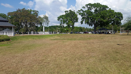 Memorial Park «Veterans Memorial Park», reviews and photos, 250 Shore Dr E, Oldsmar, FL 34677, USA