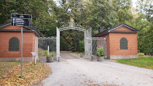 Haga södra grindar, 924Q+37, 169 70 Solna