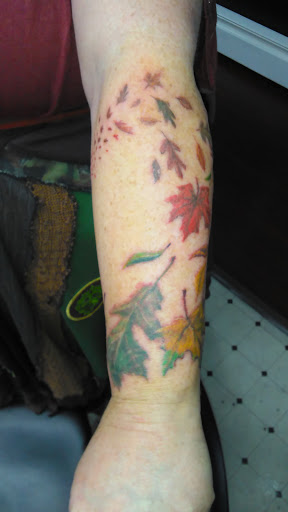 Tattoo Shop «Bent N Twiztid Tattooing», reviews and photos, 15 River Rd, Willington, CT 06279, USA