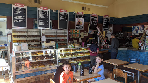 Donut Shop «Happy Donuts», reviews and photos, 1330 El Camino Real, Redwood City, CA 94063, USA