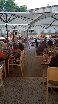 Atmosphère du Restaurant Les Arcades à Nyons - n°19