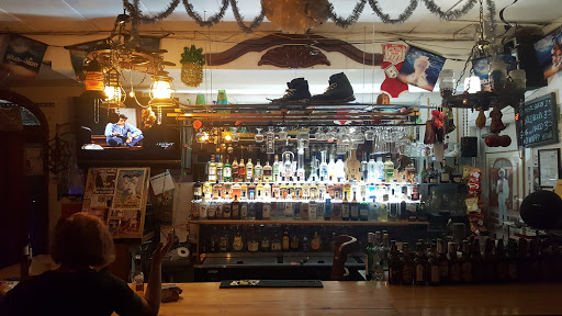 Bakery «Joliet Bakery Deli & Liquors», reviews and photos, 821 Plainfield Rd, Joliet, IL 60435, USA