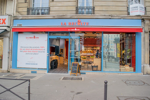 Magasin d'alimentation bio La Récolte Chardon Lagache Paris