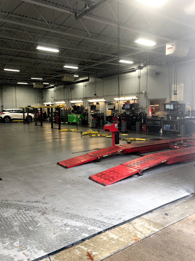 Nissan Dealer «St. Charles Nissan», reviews and photos, 5625 Veterans Memorial Pkwy, St Peters, MO 63376, USA