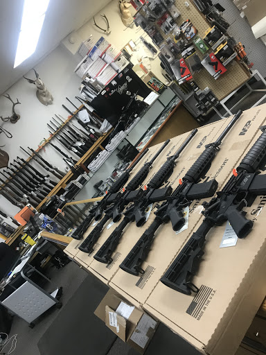 Gun Shop «Wyoming Guns», reviews and photos, 5987 S Suncoast Blvd, Homosassa, FL 34446, USA