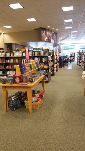 Book Store «Barnes & Noble», reviews and photos, 5100 Kilgore Ave, Hampton, VA 23666, USA