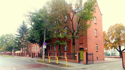 Szkoła Podstawowa Nr 6 w Toruniu Łąkowa 13, 87-100 Toruń, Polska