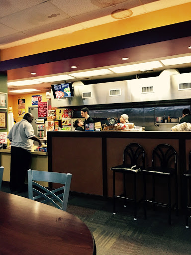 Bowling Alley «Rockville Centre Lanes», reviews and photos, 100 Maple Ave, Rockville Centre, NY 11570, USA