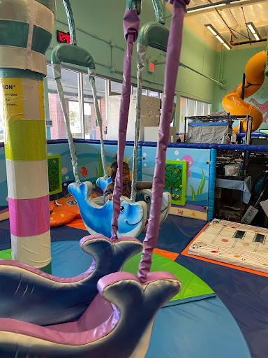 Shopping Mall «Fairway Park Shopping Center», reviews and photos, 31109 Mission Blvd, Hayward, CA 94544, USA