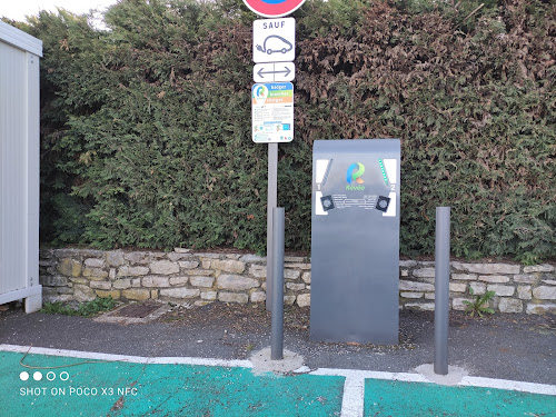 Borne de recharge de véhicules électriques SDEE Lozère Charging Station Saint-Germain-du-Teil