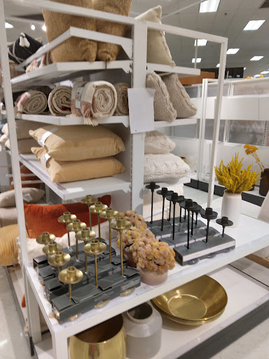 Department Store «Target», reviews and photos, 2626 Delaware Ave, Buffalo, NY 14216, USA