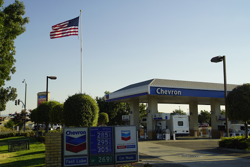 Gas Station «Chevron», reviews and photos, 2615 W Grant Line Rd, Tracy, CA 95376, USA