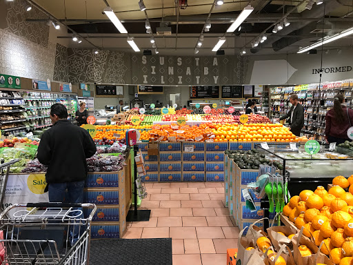 Grocery Store «Whole Foods Market», reviews and photos, 1050 Gayley Ave, Los Angeles, CA 90024, USA