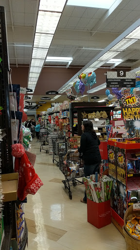 Grocery Store «Ralphs Fresh Fare», reviews and photos, 6290 Pacific Coast Hwy, Long Beach, CA 90803, USA