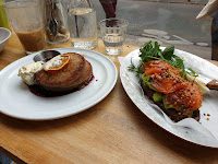 Café du Restaurant servant le petit-déjeuner Echo à Paris - n°1