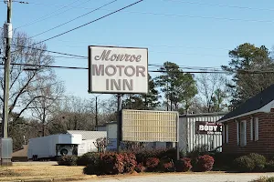 Monroe Motor Inn image