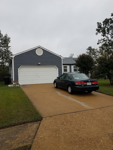 Siding Contractor «Premier Roofing & Siding Contractors, Inc», reviews and photos, 1215 Bainbridge Blvd, Chesapeake, VA 23324, USA