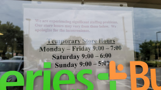 Car Battery Store «Batteries Plus Bulbs», reviews and photos, 29 E Padonia Rd, Timonium, MD 21093, USA