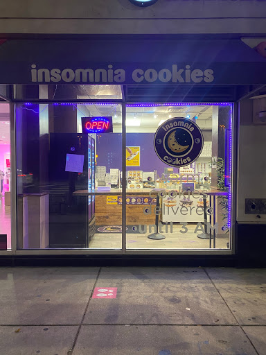 Cookie Shop «Insomnia Cookies», reviews and photos, 6470 N Sheridan Rd, Chicago, IL 60626, USA