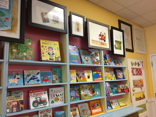 Book Store «Little Shop of Stories», reviews and photos, 133 E Court Square # A, Decatur, GA 30030, USA