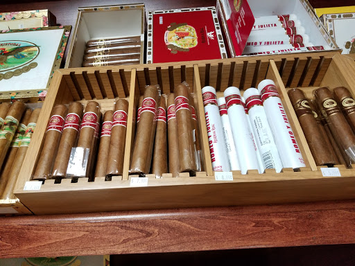 Tobacco Shop «Discount Smokes», reviews and photos, 6434 N Preston Hwy # 6B, Louisville, KY 40229, USA