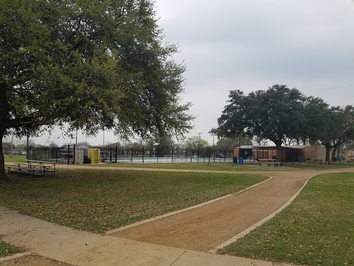 Park «Flores Park», reviews and photos, 803 W Southcross Blvd, San Antonio, TX 78211, USA