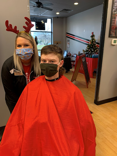 Hair Salon «Sport Clips Haircuts of Turkey Creek», reviews and photos, 11523 Parkside Dr, Knoxville, TN 37934, USA