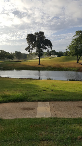 Golf Course «Oak Hurst Golf Course», reviews and photos, 6212 County Rd 152 W, Bullard, TX 75757, USA