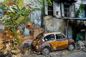 Antique Turtle car image