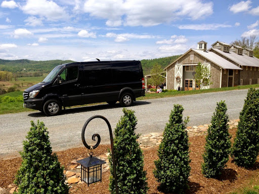 Limousine Service «Monticello Wine Tour and Coach Co», reviews and photos, 400 Water St E, Charlottesville, VA 22902, USA