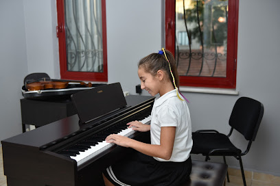 Üsküdar Sanat Merkezi Müzik Kursları
