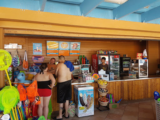 Coffee Shop «Barefoot Beach House», reviews and photos, 332 S Gulfview Blvd, Clearwater, FL 33767, USA