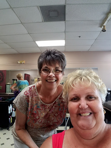 Shopping Mall «La Belle Plaza Shopping Center», reviews and photos, 1535 S Highland Ave, Clearwater, FL 33756, USA