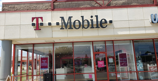 Cell Phone Store «T-Mobile», reviews and photos, 9990 Ridgeland Ave, Chicago Ridge, IL 60415, USA