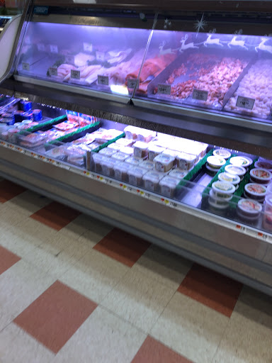 Grocery Store «Market Basket», reviews and photos, 95 Sutton Ave, Oxford, MA 01540, USA