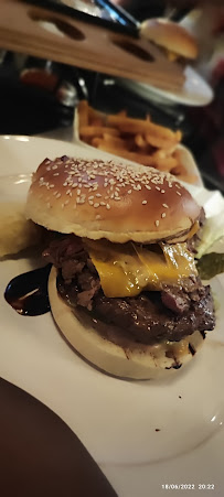 Hamburger du Restaurant Le Steak du Baron à Champigny-sur-Marne - n°5