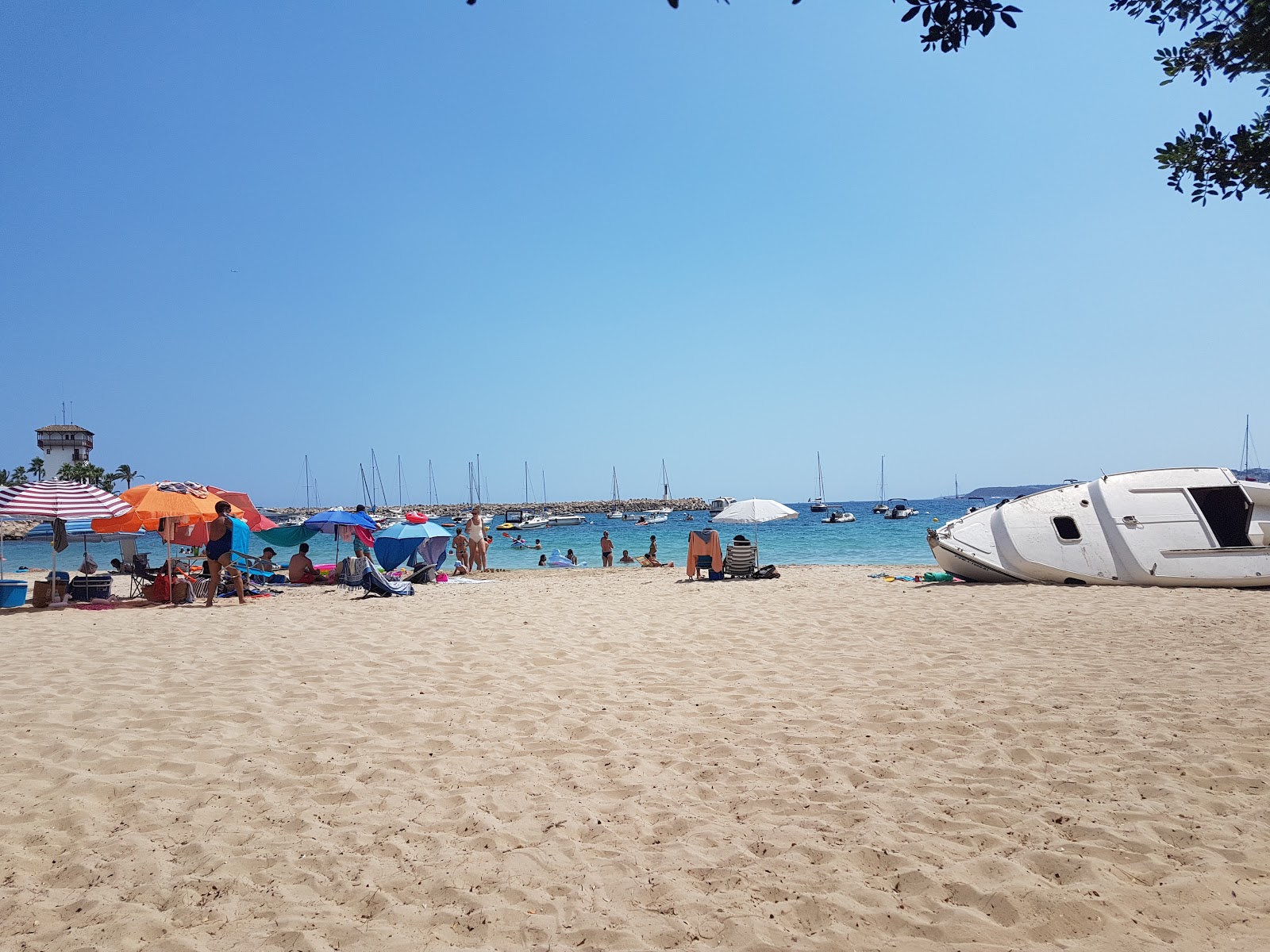 Foto von Playa Punta Portals annehmlichkeitenbereich