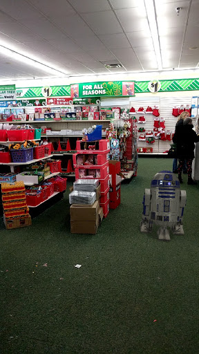Dollar Store «Dollar Tree», reviews and photos, 455 Colemans Crossing Blvd, Marysville, OH 43040, USA