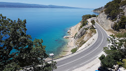 Lokva beach'in fotoğrafı küçük koy ile birlikte
