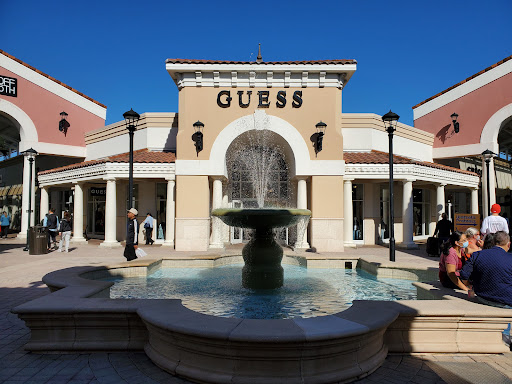 Shopping Mall «Orlando Outlet Marketplace», reviews and photos, 5269 International Dr, Orlando, FL 32819, USA