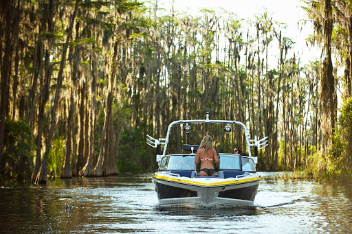 Boat Dealer «Norcal MasterCraft Discovery Bay Mall - Showroom / ProShop», reviews and photos, 1520 Discovery Bay Blvd #200, Discovery Bay, CA 94505, USA