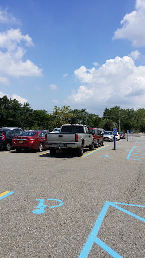 Movie Theater «College Point Multiplex Cinemas», reviews and photos, 2855 Ulmer St, Flushing, NY 11354, USA