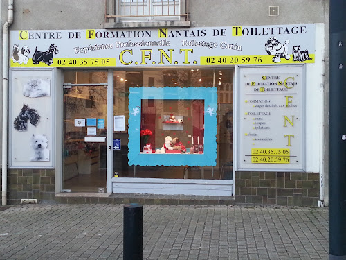 Magasin d'articles pour animaux Centre de Formation Nantais de Toilettage C.F.N.T Nantes