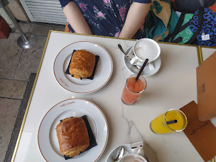 Photo n°34 de Café de Paris Saint-Tropez - Brasserie Française à Saint-Tropez ()