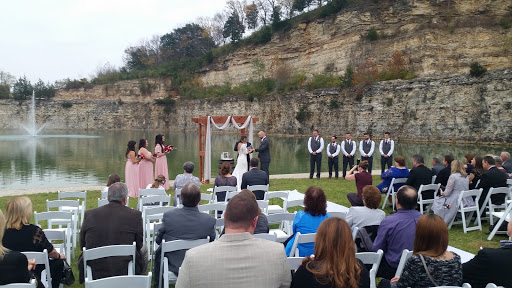 Wedding Venue «Sunset Bluffs», reviews and photos, 1775 Bieker Rd, Washington, MO 63090, USA