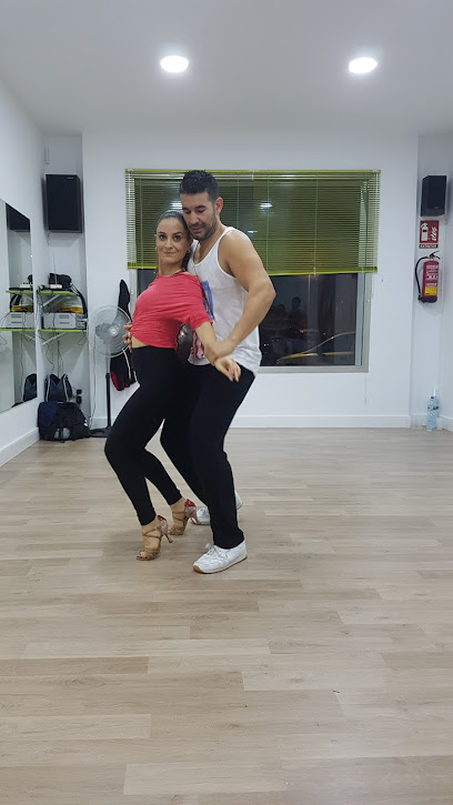 INERCIA-T CENTRO DE ENTRENAMIENTO, FISIOTERAPIA Y BAILE